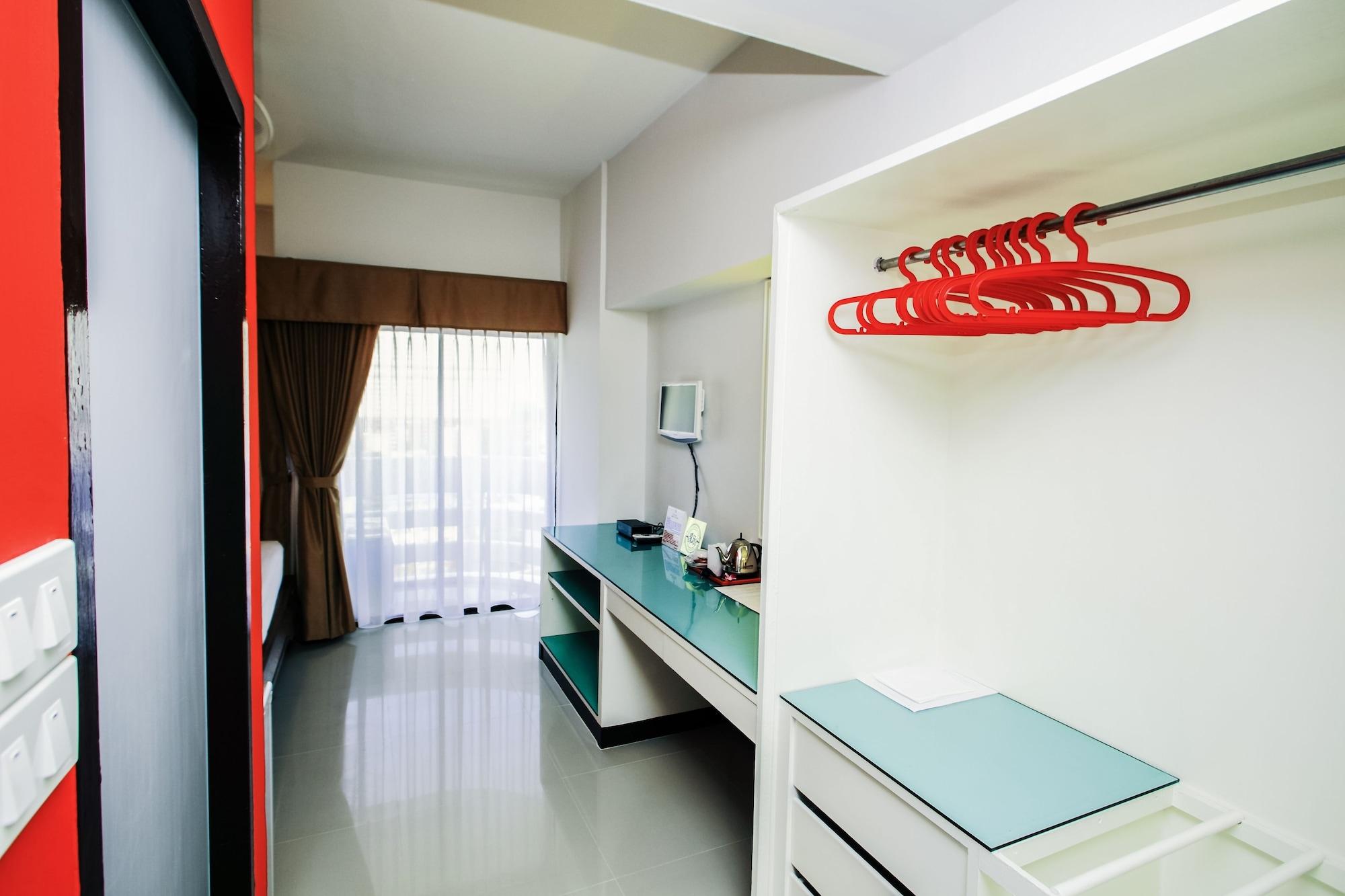 A-2 House Vandrarhem Bangkok Exteriör bild