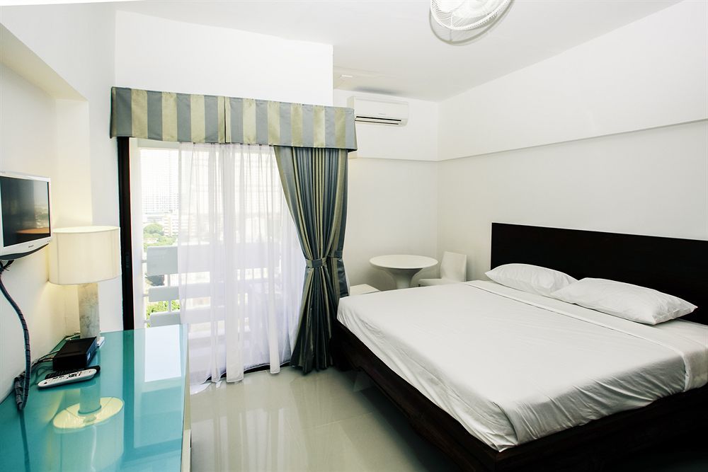 A-2 House Vandrarhem Bangkok Exteriör bild